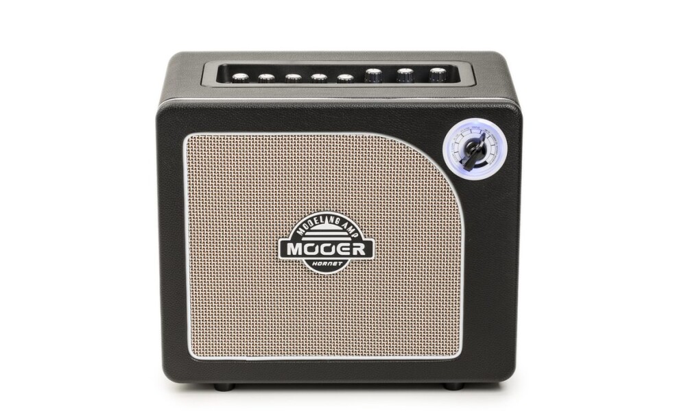Mooer Hornet - 15 Watt Modeling Guitar Amplifier - Black
